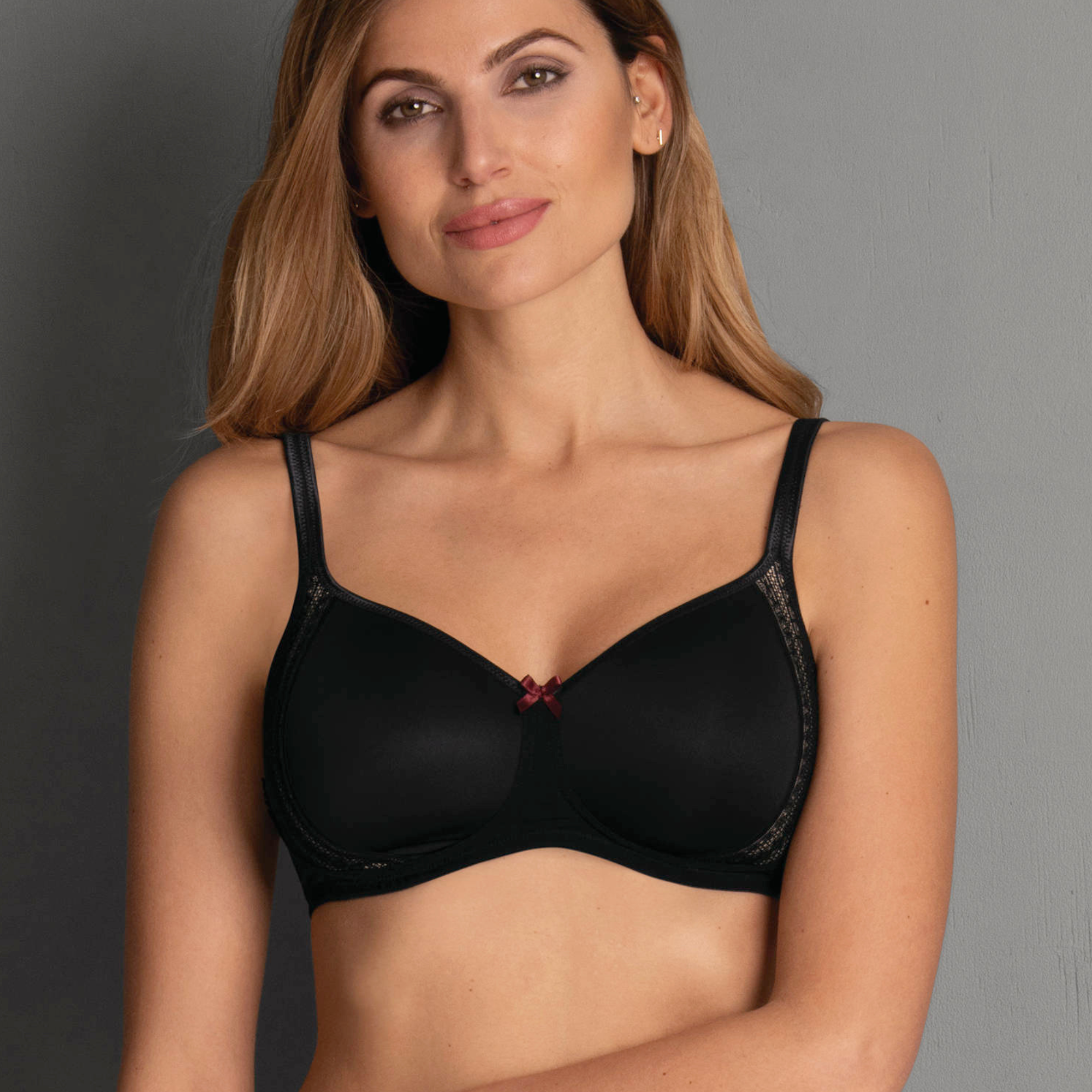 FLEUR- Soutien-gorge sans armatures à coques- Noir