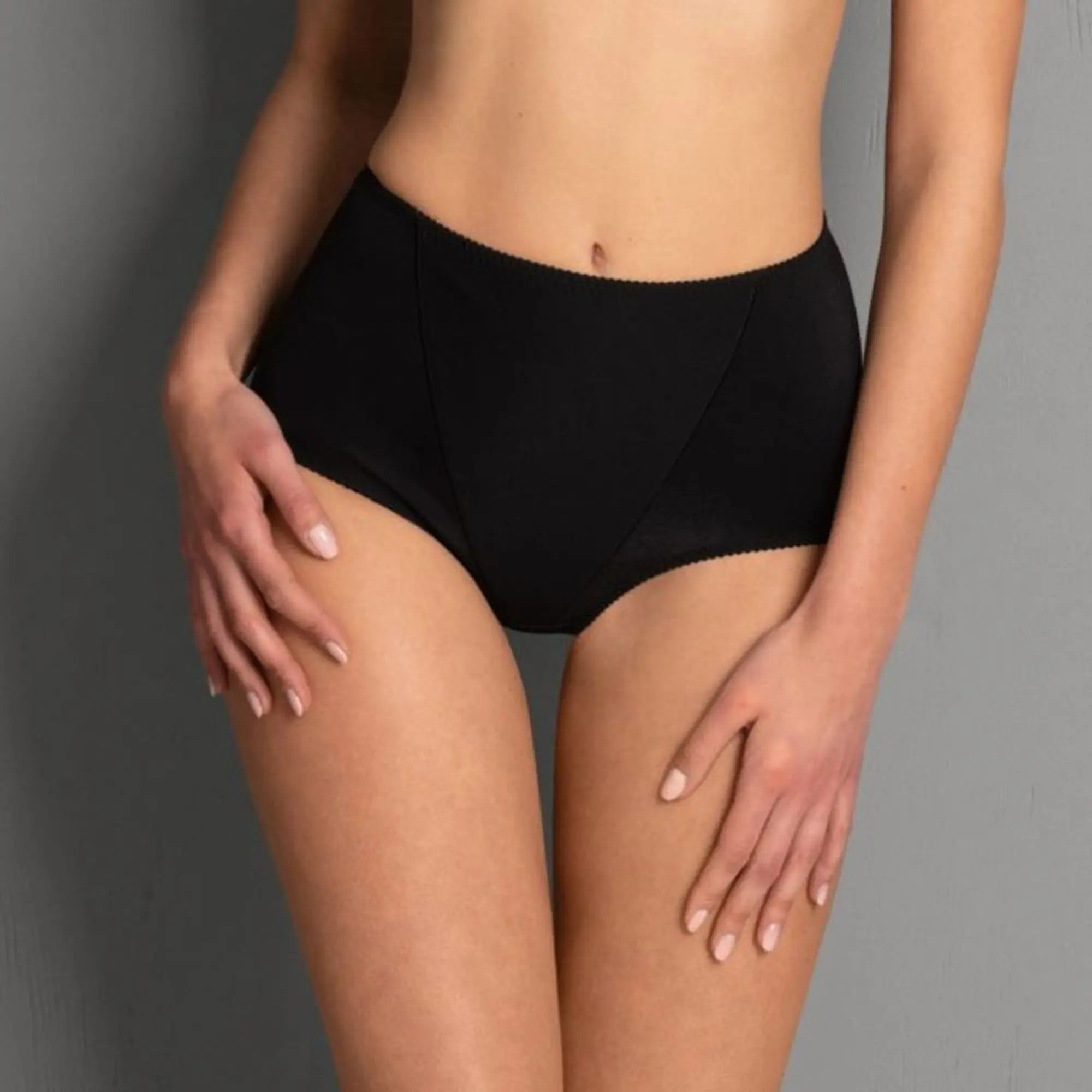 SAFINA | Gaine-culotte - noir